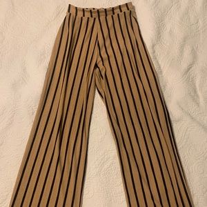 Zara pants size small